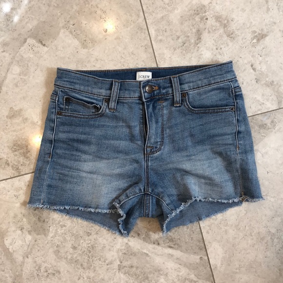 J Crew Jean shorts. Few wears. Size 24 - Picture 1 of 5